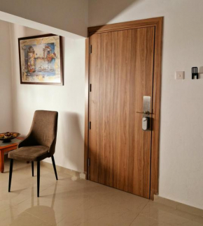 Palm Sea Suite 17